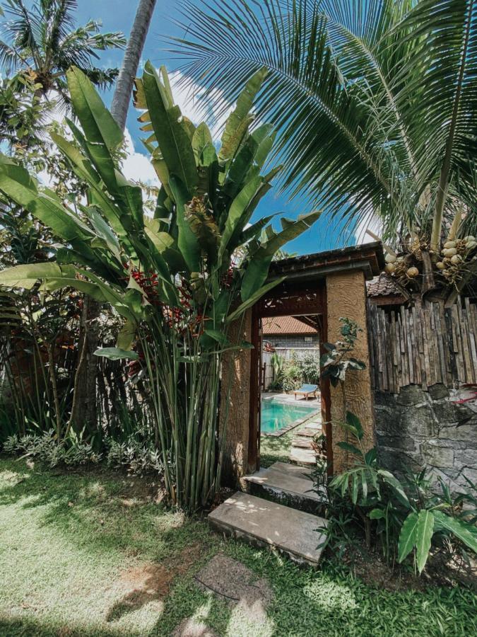 Sarini Villas Blahbatu エクステリア 写真