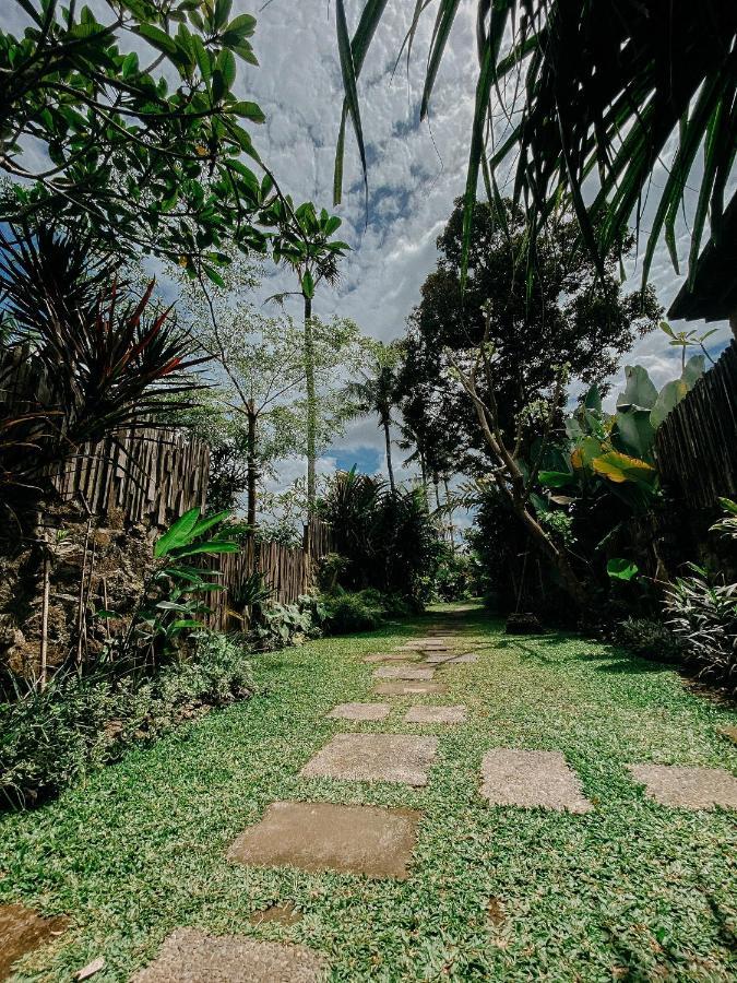 Sarini Villas Blahbatu エクステリア 写真
