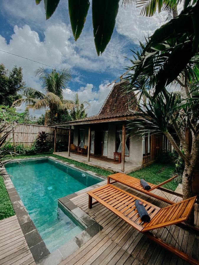 Sarini Villas Blahbatu エクステリア 写真