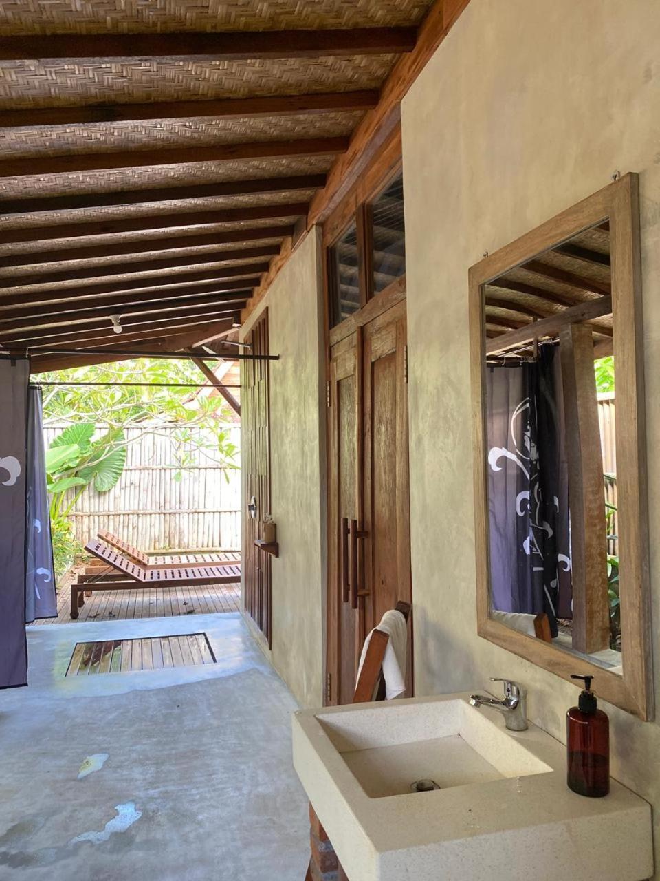 Sarini Villas Blahbatu エクステリア 写真