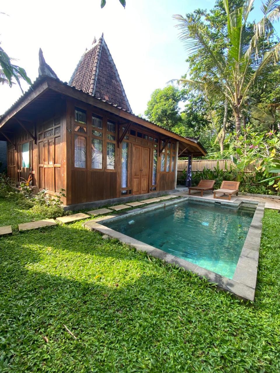 Sarini Villas Blahbatu エクステリア 写真